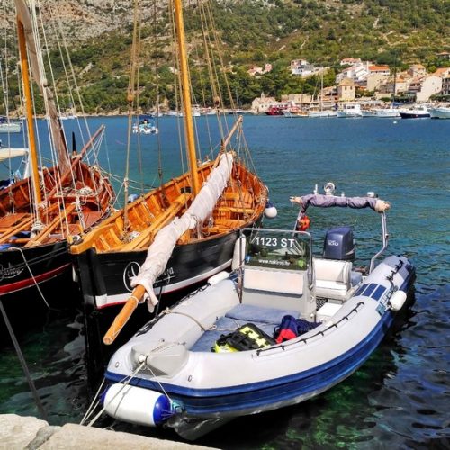 Komiza island vis boat tour