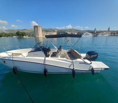 Quicksilver 675 Open - boat for rent in Trogir Nakiros Charter