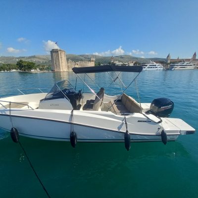 Quicksilver 675 Open - boat for rent in Trogir Nakiros Charter